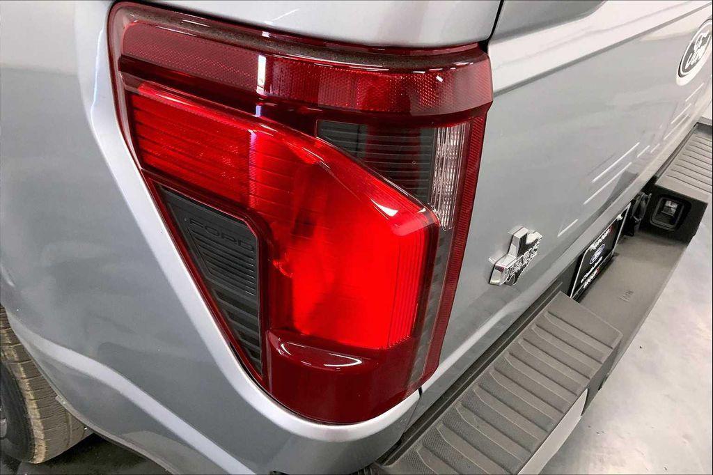 new 2025 Ford F-150 car, priced at $45,612