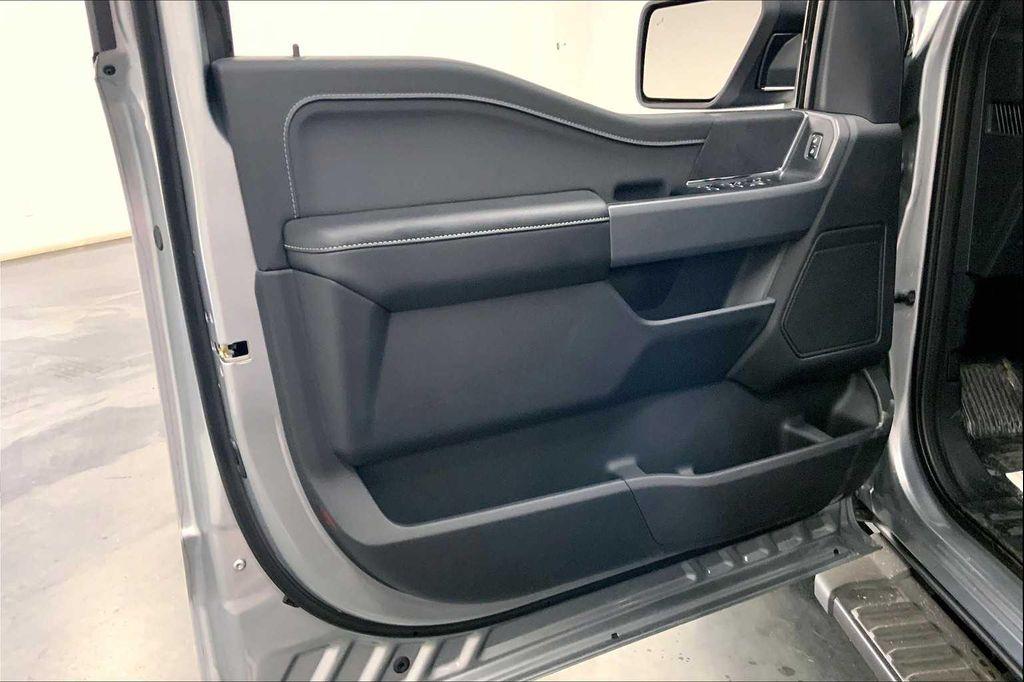 new 2025 Ford F-150 car, priced at $45,612