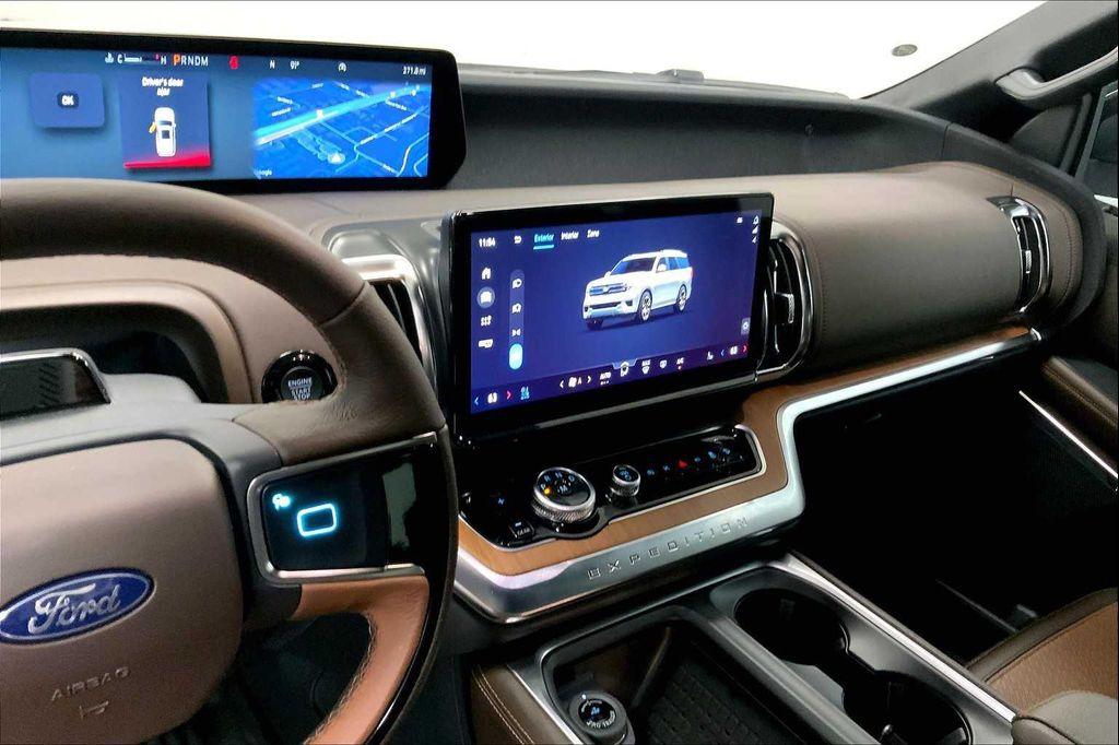 new 2025 Ford Expedition car, priced at $84,865