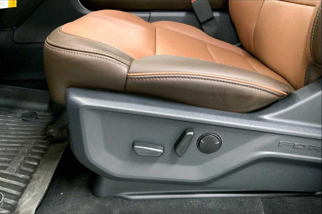 new 2025 Ford Expedition car, priced at $84,865