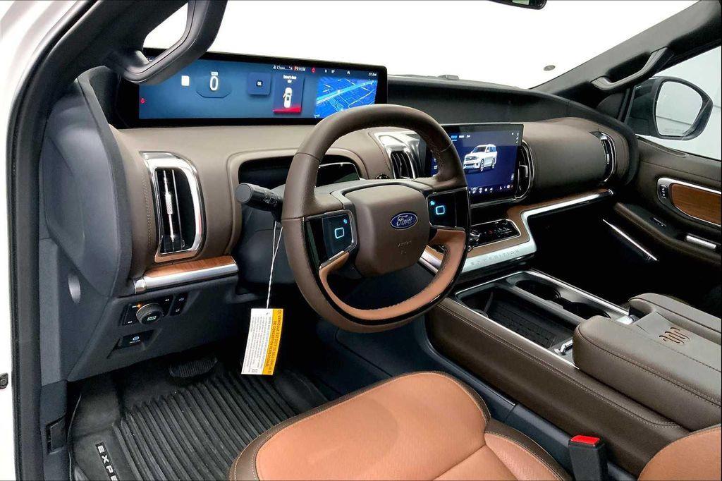 new 2025 Ford Expedition car, priced at $84,865