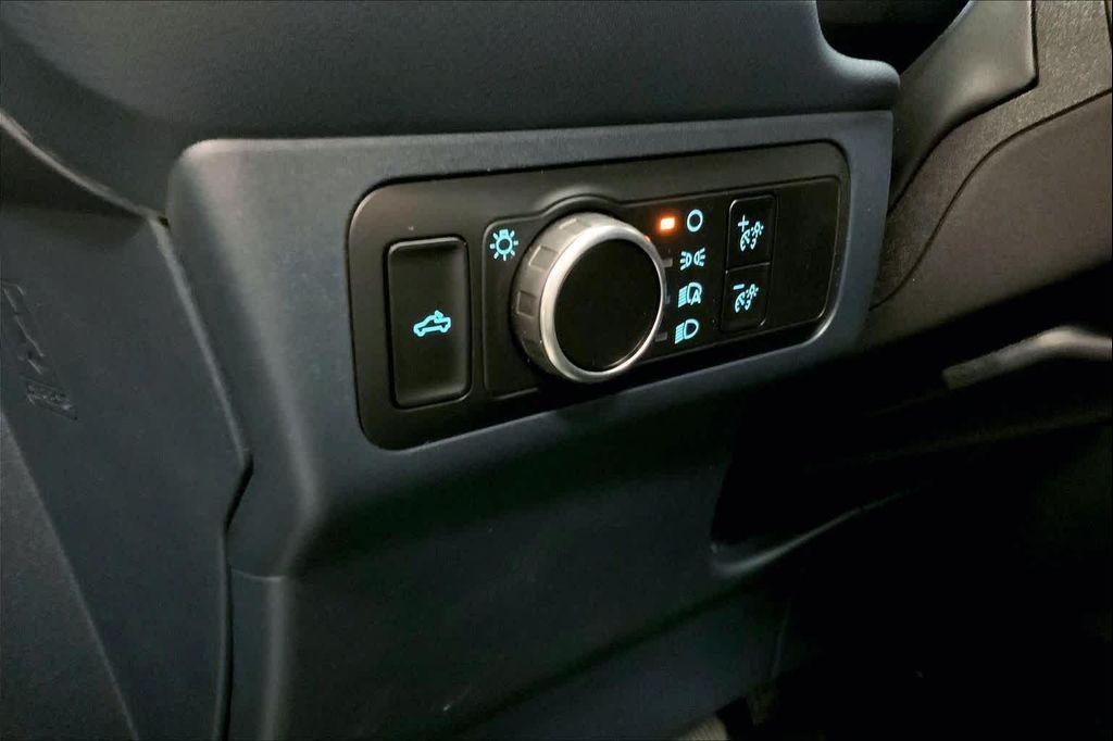 new 2025 Ford Maverick car, priced at $33,841