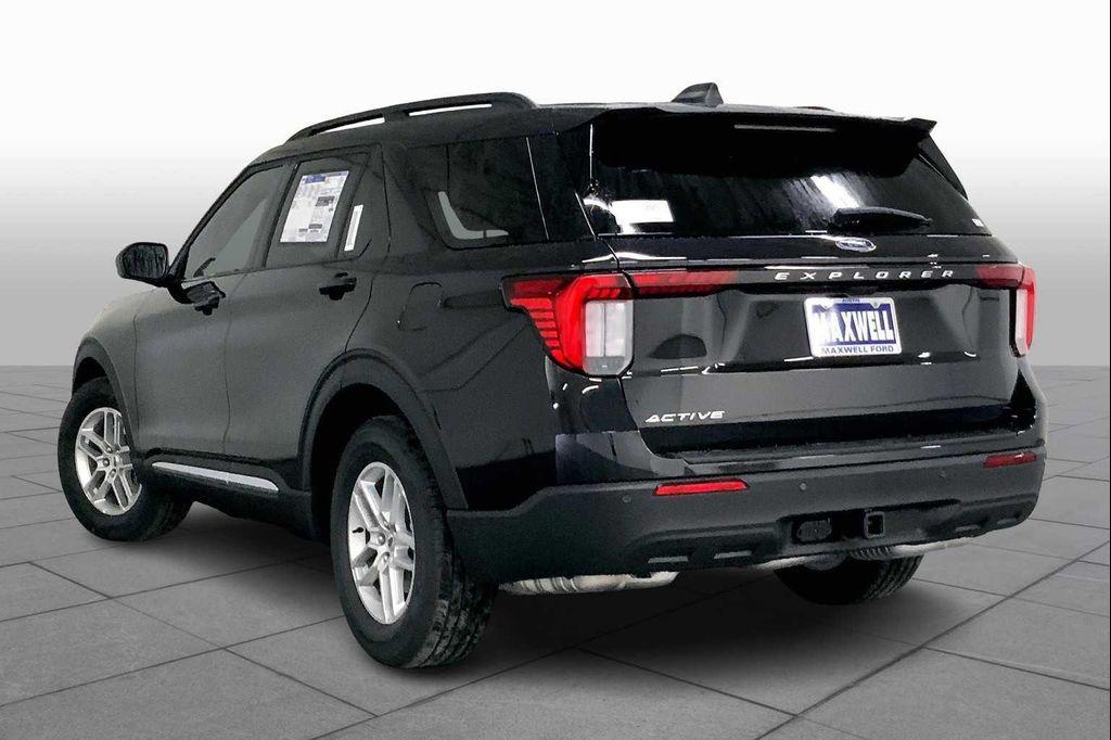 new 2025 Ford Explorer car, priced at $37,455