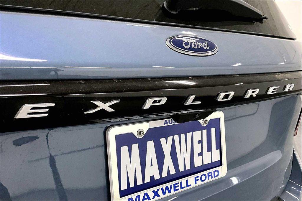 new 2025 Ford Explorer car, priced at $44,660