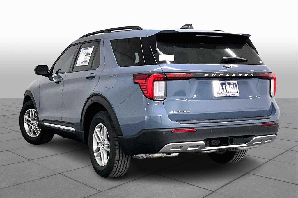 new 2025 Ford Explorer car, priced at $44,660