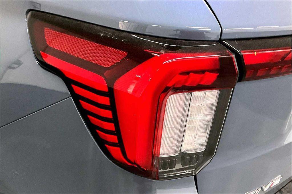 new 2025 Ford Explorer car, priced at $44,660