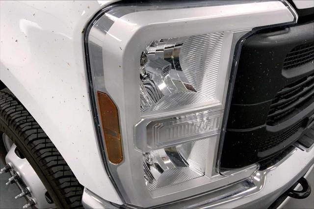 new 2025 Ford F-350 car, priced at $65,417