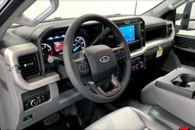 new 2025 Ford F-350 car, priced at $65,417