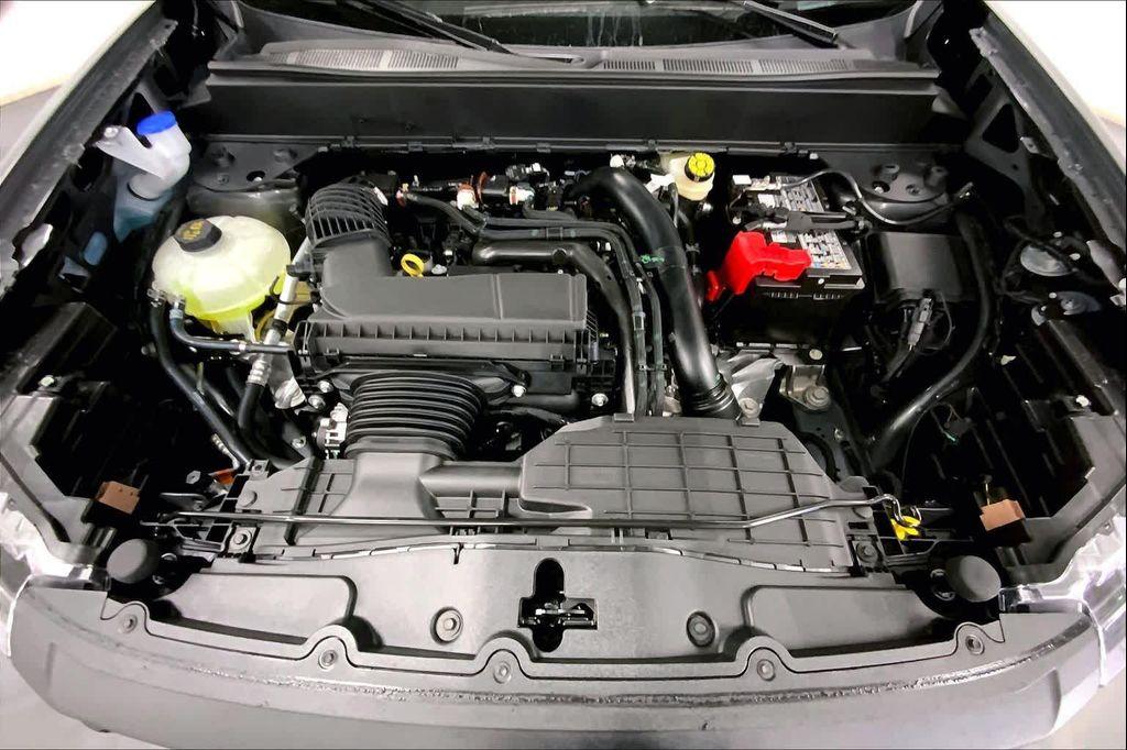 new 2025 Ford Maverick car, priced at $30,697