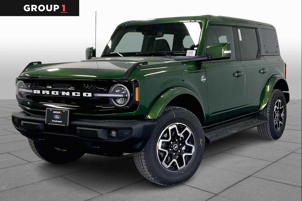 new 2025 Ford Bronco car, priced at $51,312