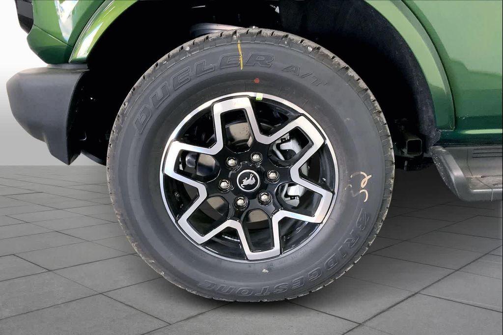 new 2025 Ford Bronco car, priced at $51,312