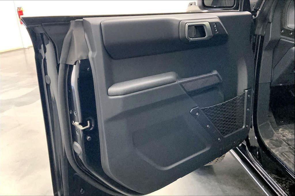 new 2025 Ford Bronco car, priced at $60,116