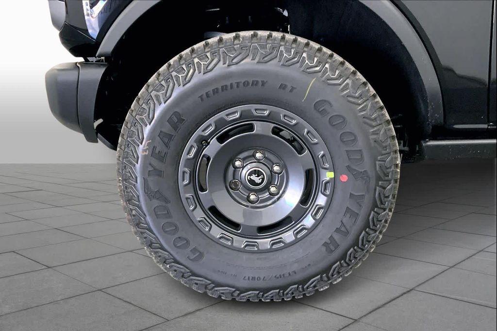 new 2025 Ford Bronco car, priced at $60,116