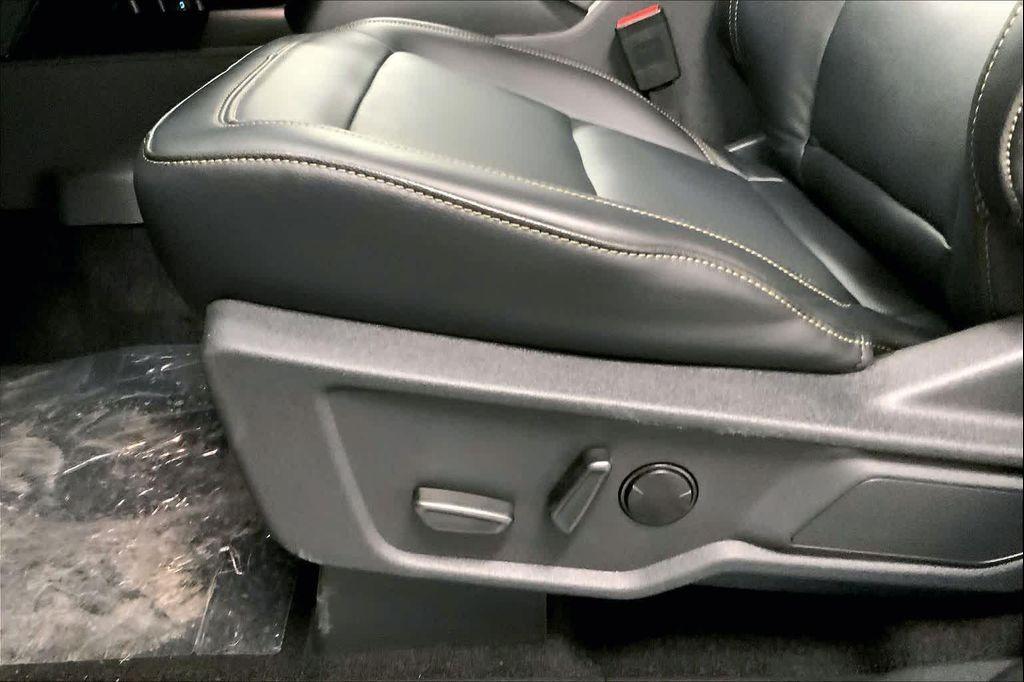 new 2025 Ford Bronco car, priced at $60,116