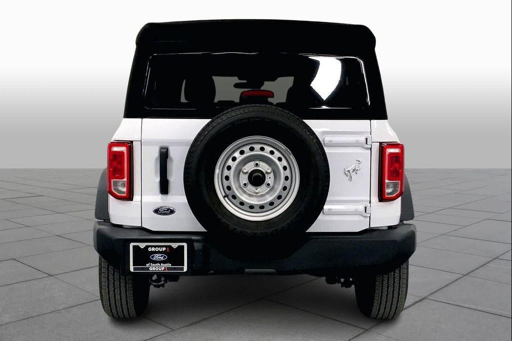 new 2025 Ford Bronco car, priced at $38,181