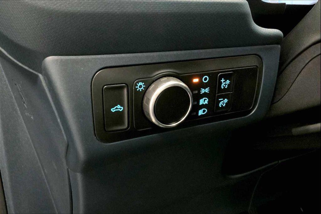 new 2025 Ford Maverick car, priced at $27,825