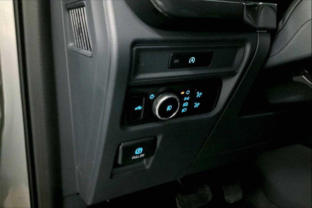 new 2025 Ford F-150 car, priced at $40,738