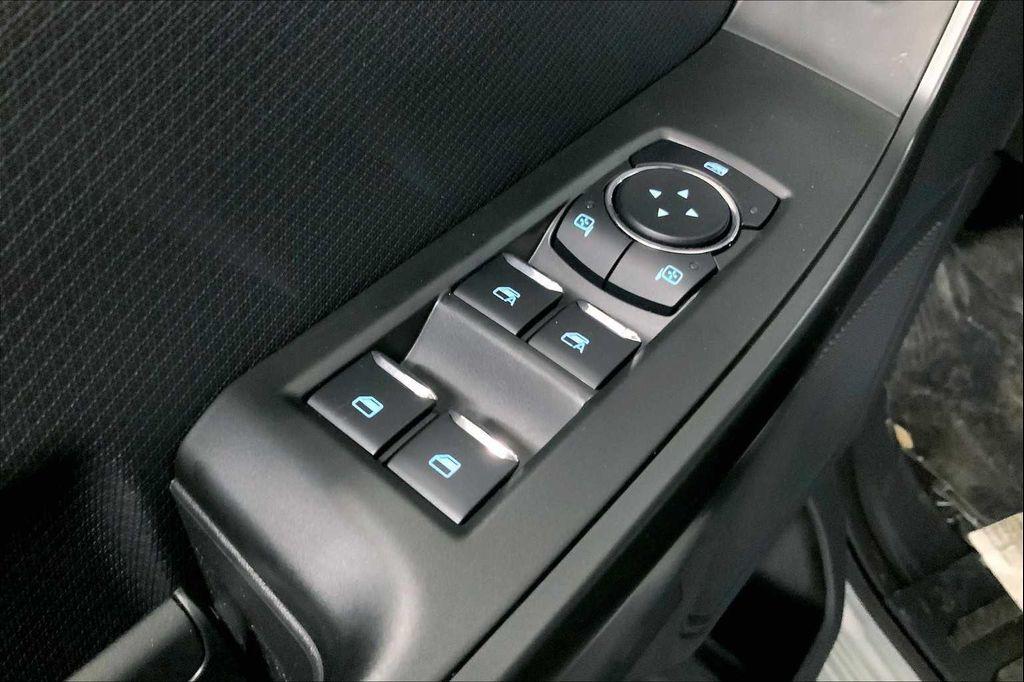new 2025 Ford F-150 car, priced at $40,738