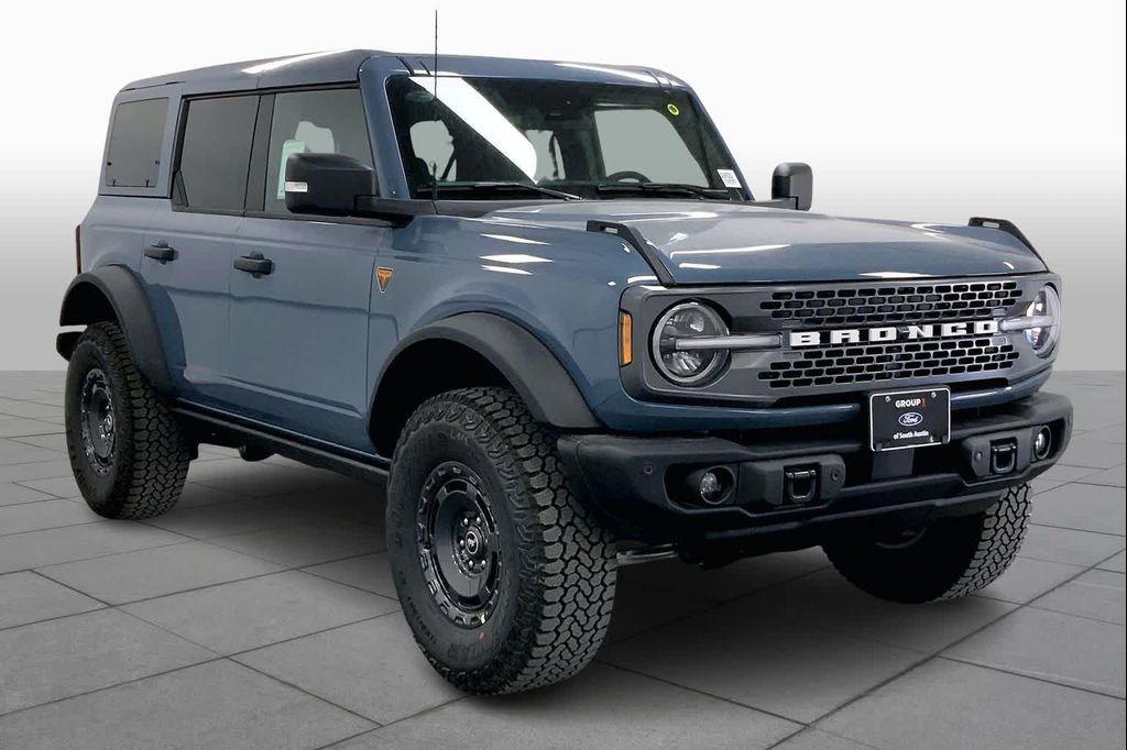 new 2025 Ford Bronco car, priced at $60,811