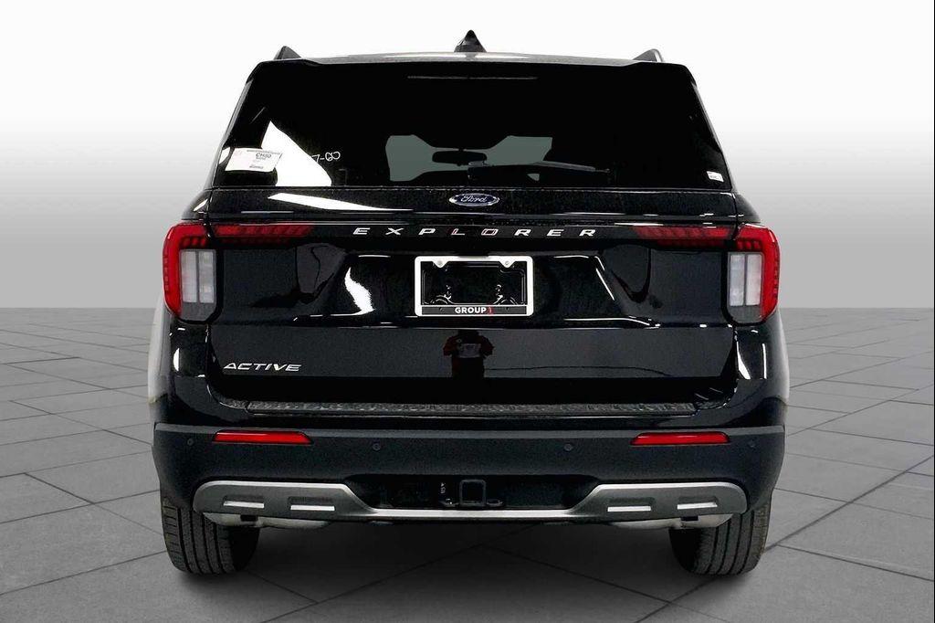 new 2025 Ford Explorer car, priced at $43,765