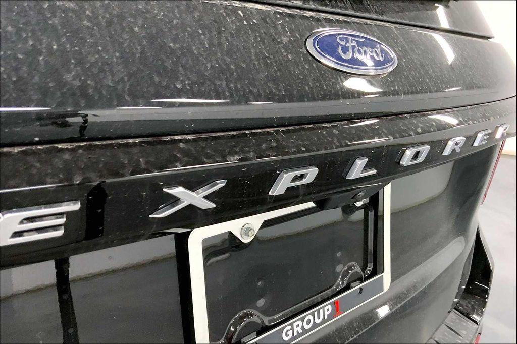 new 2025 Ford Explorer car, priced at $43,765