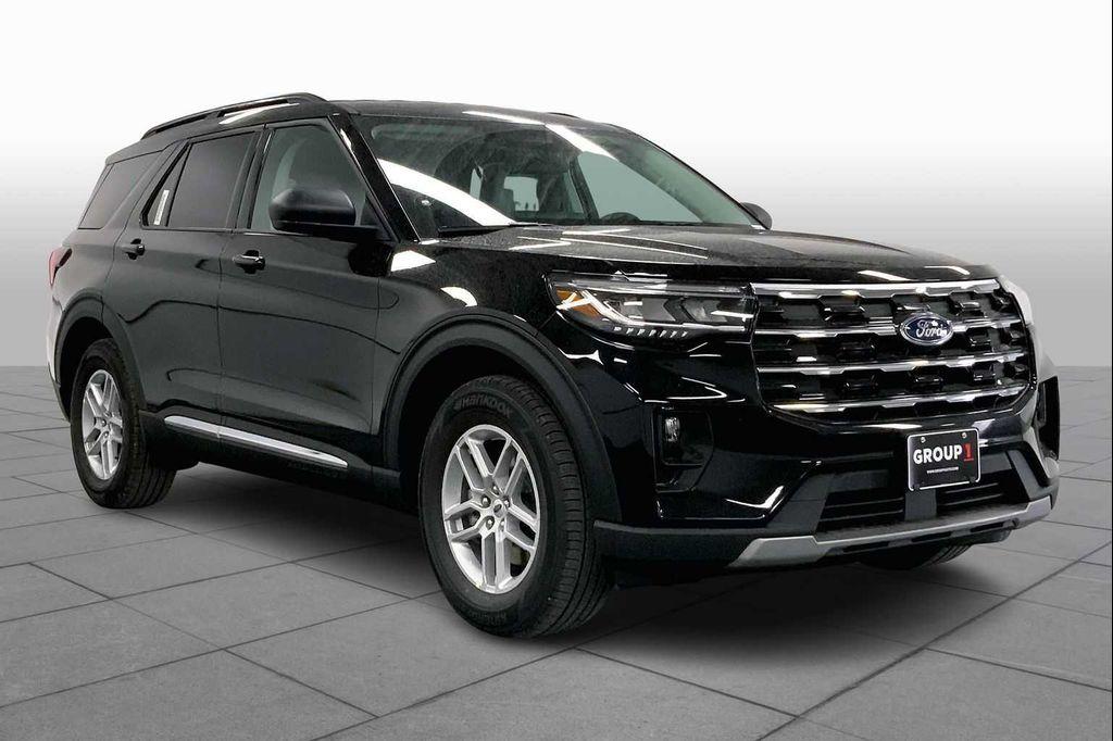 new 2025 Ford Explorer car, priced at $43,765