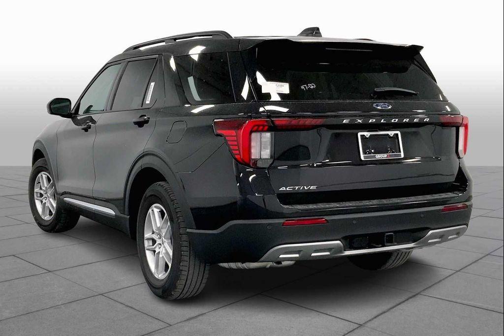 new 2025 Ford Explorer car, priced at $43,765