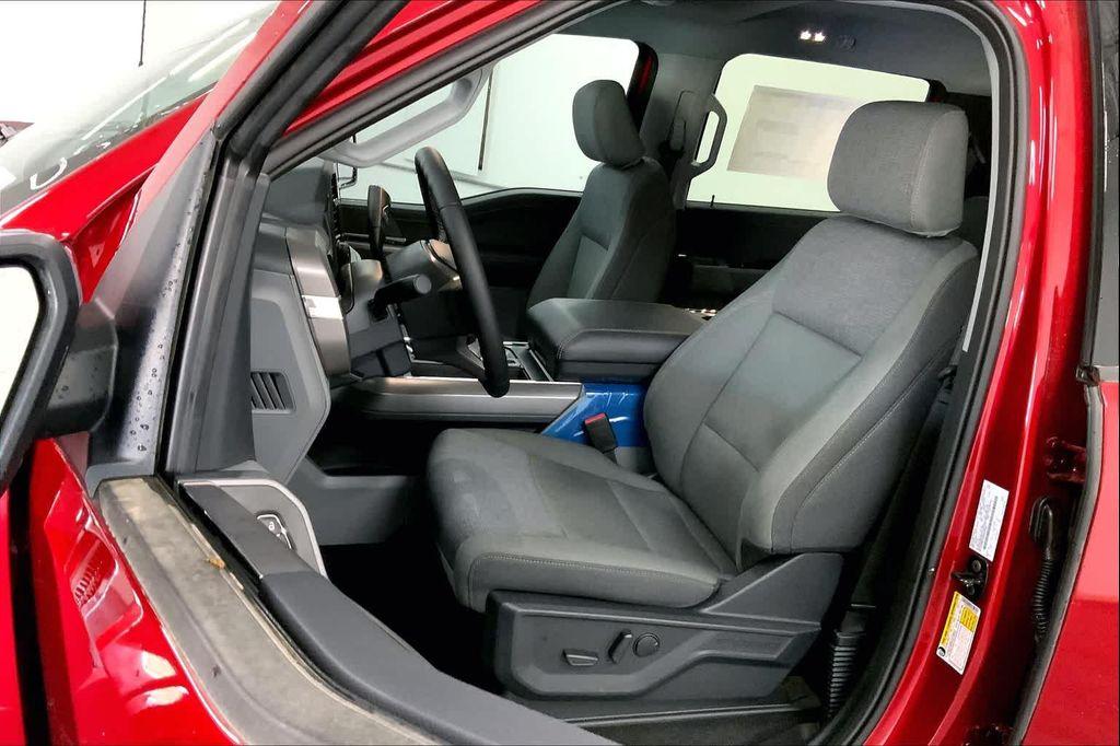 new 2025 Ford F-150 car, priced at $54,735