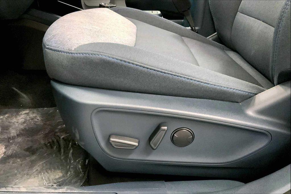 new 2025 Ford Maverick car, priced at $32,896