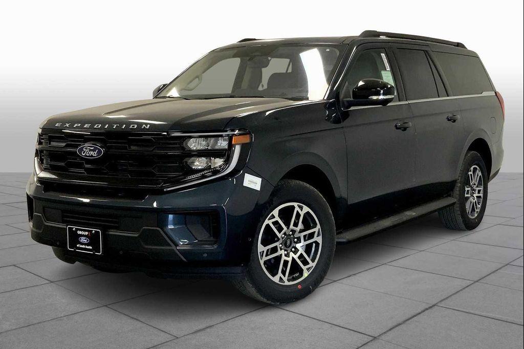 new 2025 Ford Expedition Max car, priced at $68,541