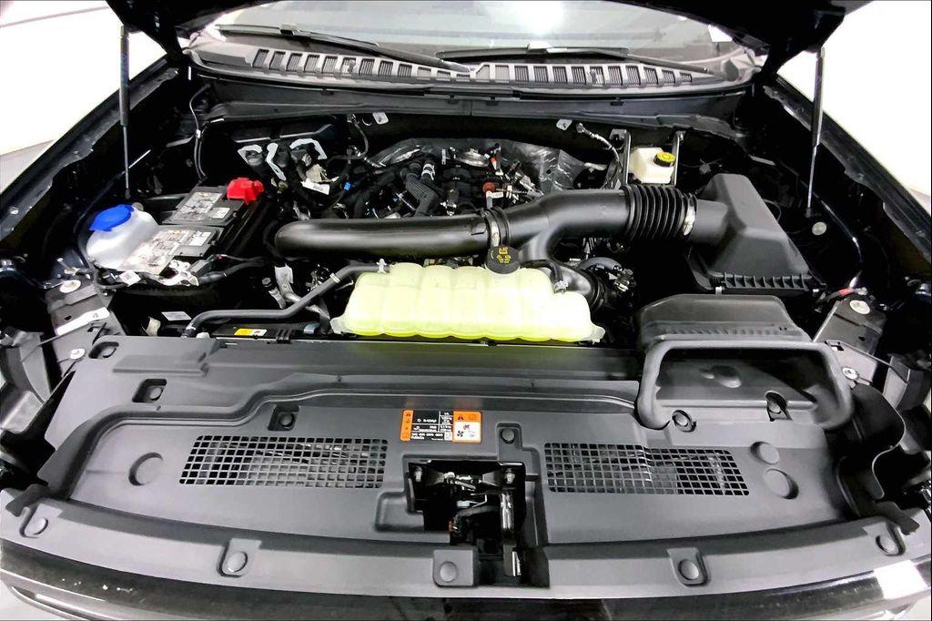 new 2025 Ford Expedition Max car, priced at $68,541