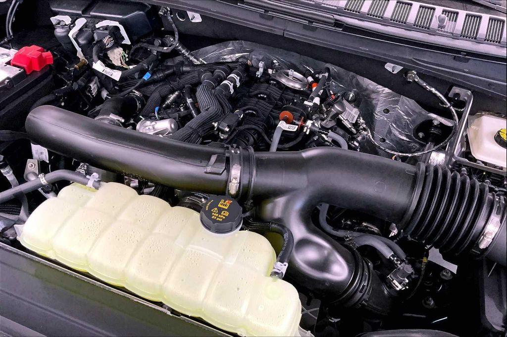 new 2025 Ford Expedition Max car, priced at $68,541