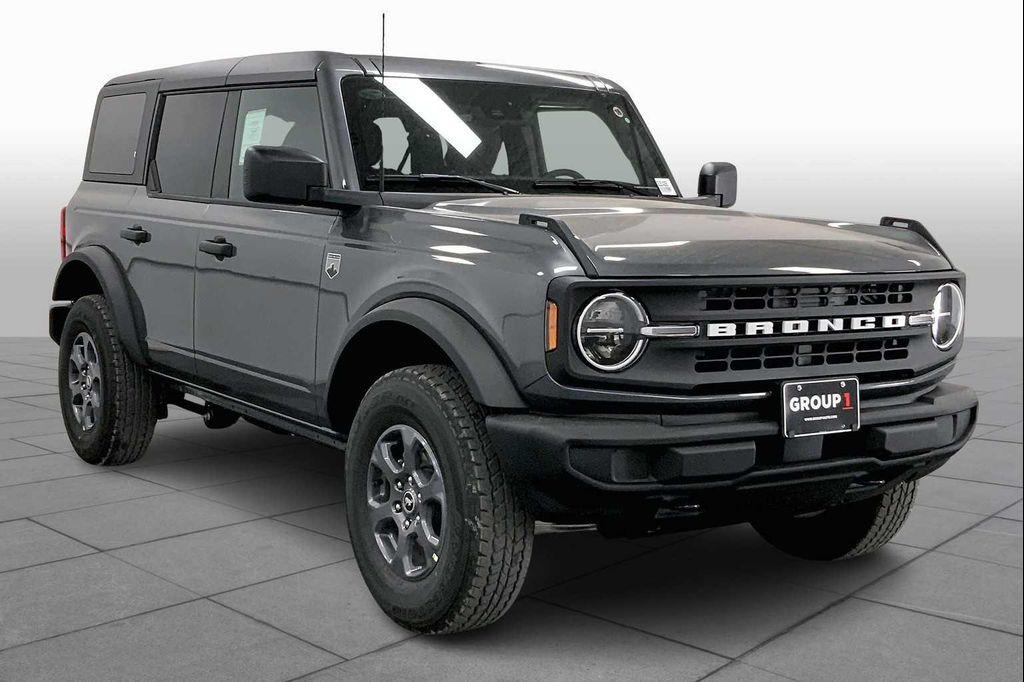 new 2025 Ford Bronco car, priced at $41,624