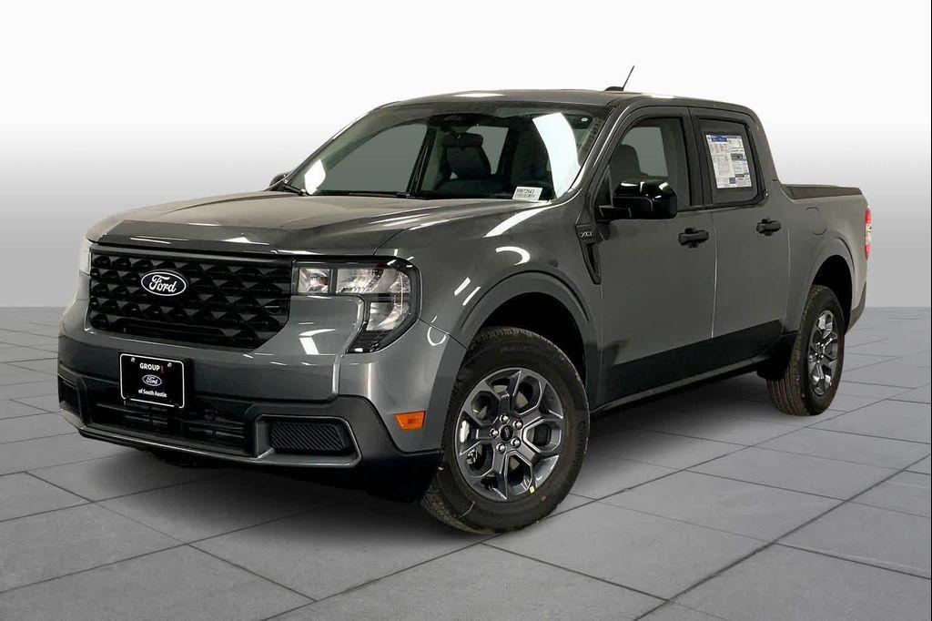 new 2025 Ford Maverick car, priced at $32,656