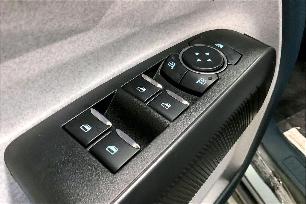 new 2025 Ford Maverick car, priced at $32,656