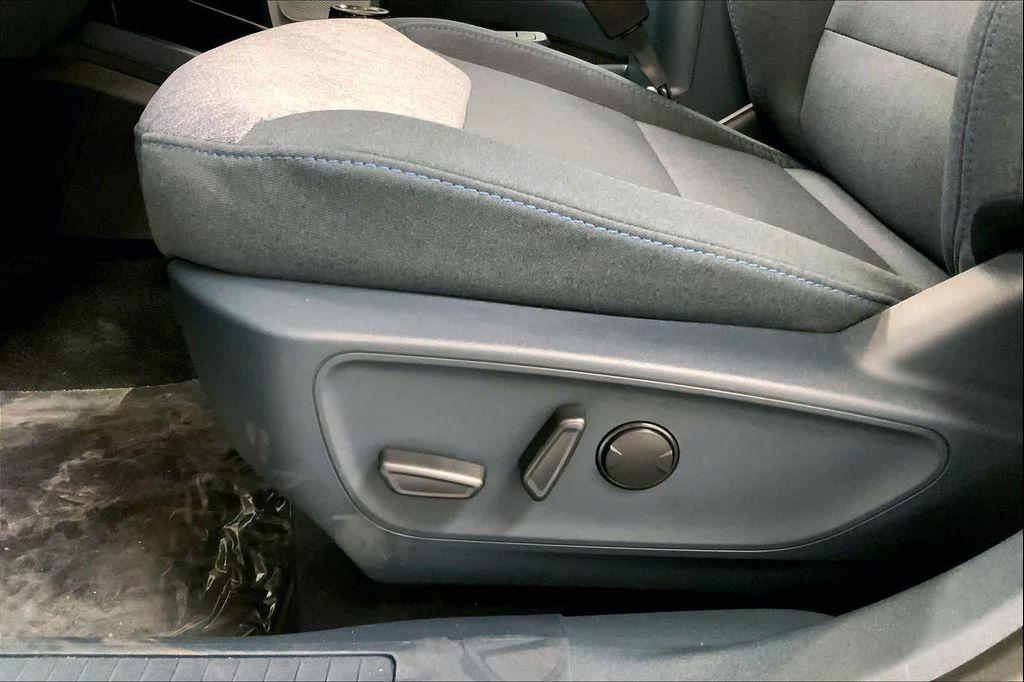 new 2025 Ford Maverick car, priced at $32,656