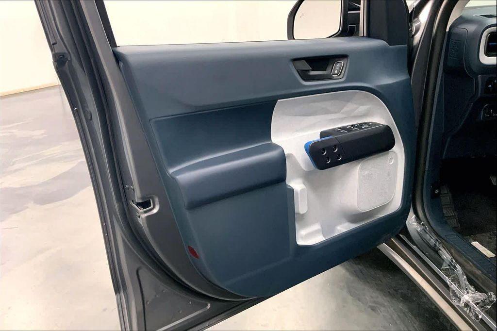 new 2025 Ford Maverick car, priced at $32,656