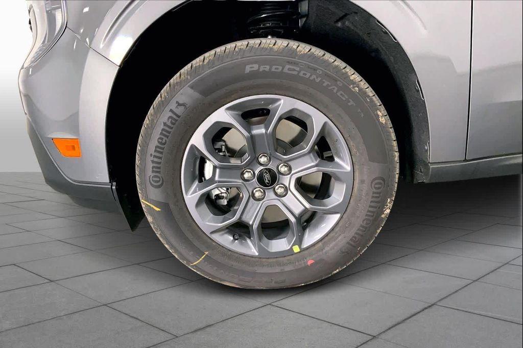 new 2025 Ford Maverick car, priced at $32,656