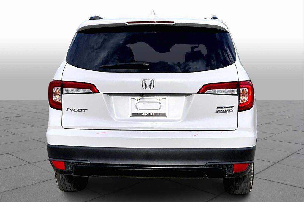 used 2022 Honda Pilot car, priced at $25,582