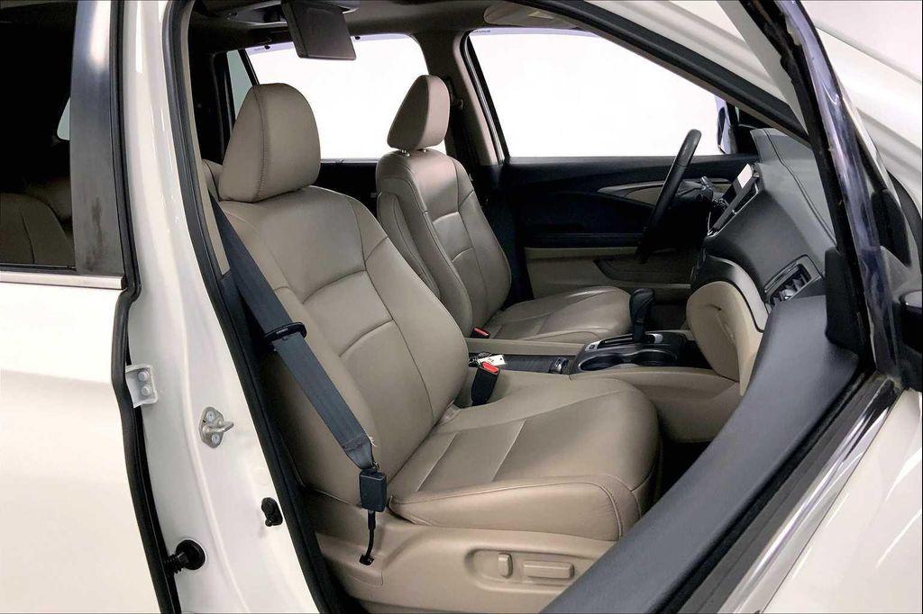 used 2019 Honda Pilot car, priced at $22,583