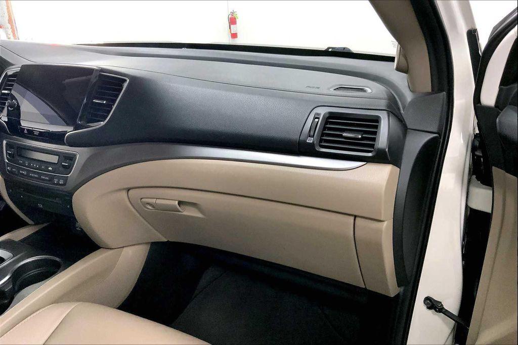 used 2019 Honda Pilot car, priced at $22,583