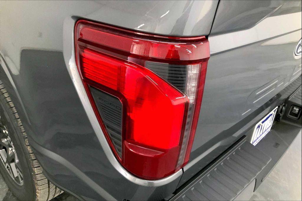 new 2025 Ford F-150 car, priced at $43,132