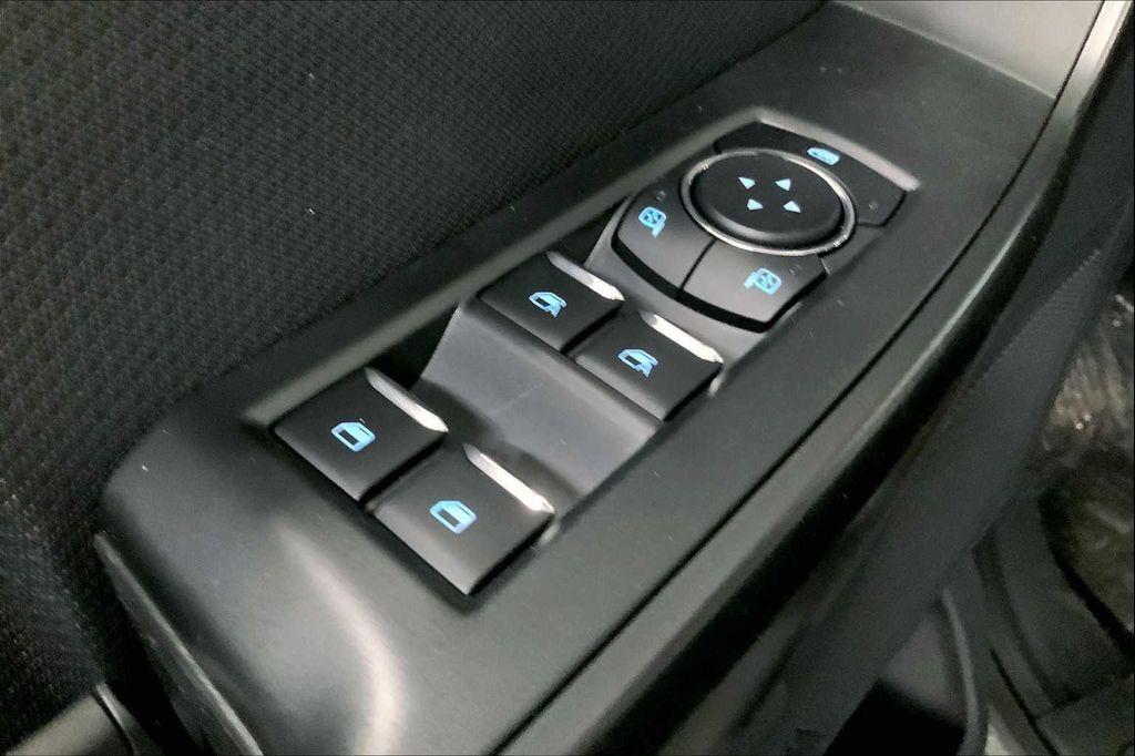 new 2025 Ford F-150 car, priced at $43,132