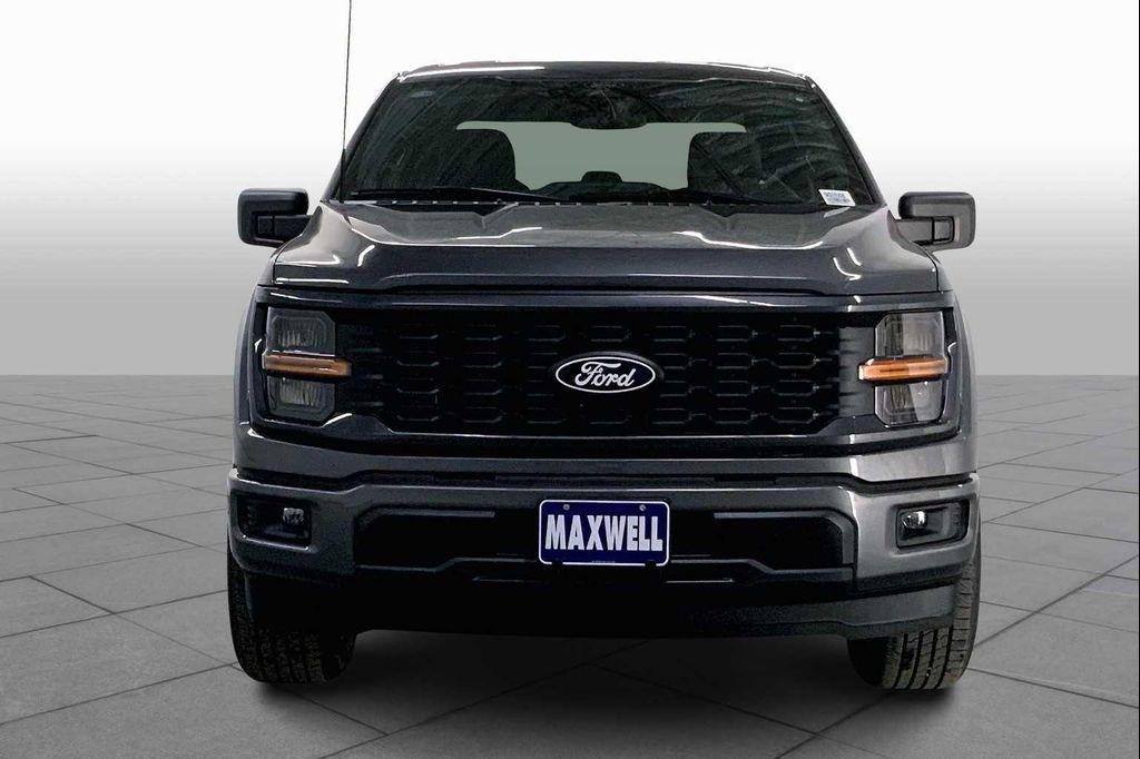 new 2025 Ford F-150 car, priced at $43,132