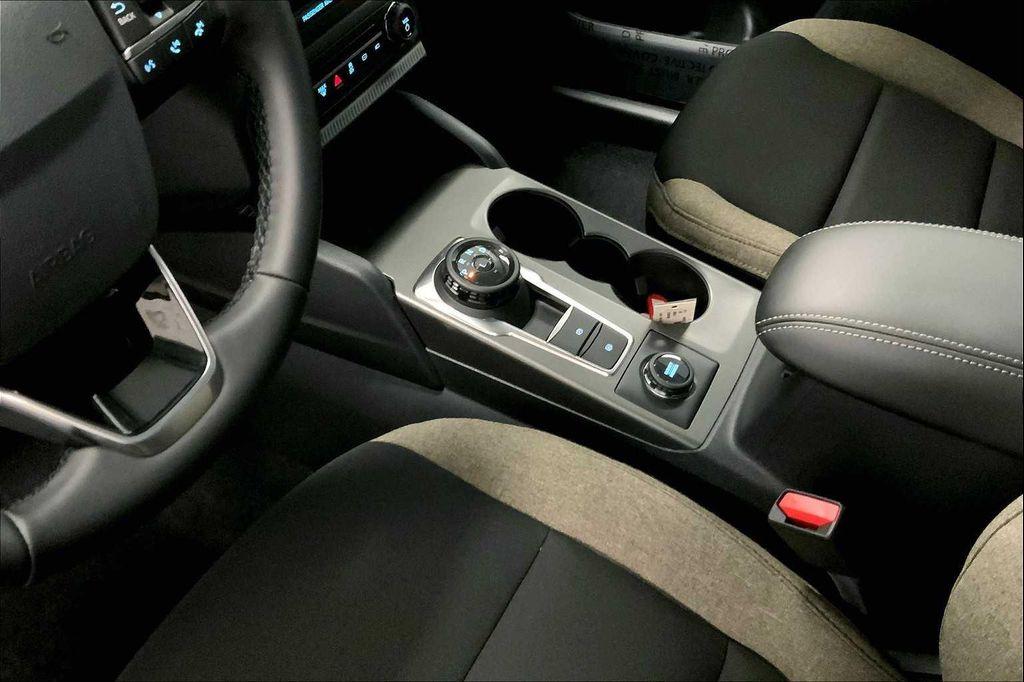 new 2025 Ford Bronco Sport car, priced at $31,288