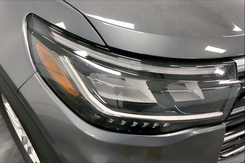 new 2026 Ford Explorer car, priced at $45,425