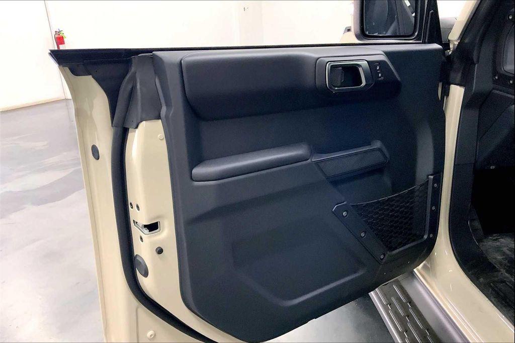new 2025 Ford Bronco car, priced at $50,712