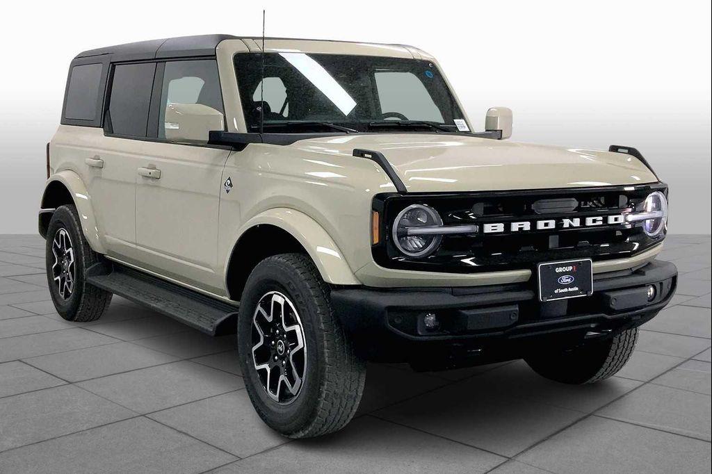 new 2025 Ford Bronco car, priced at $50,712