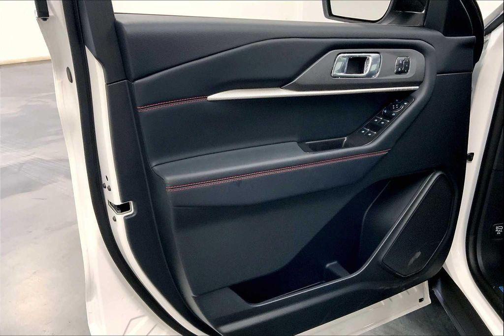 new 2025 Ford Explorer car, priced at $43,842