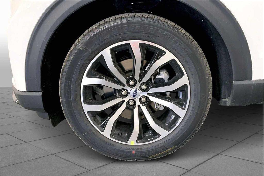 new 2025 Ford Explorer car, priced at $43,842